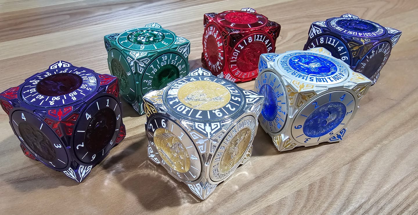 Customer photo review of Masters Dice Relic #000 – Class Legacy Spinner | 7 -in-1 Dual-Spinner Metal Dice