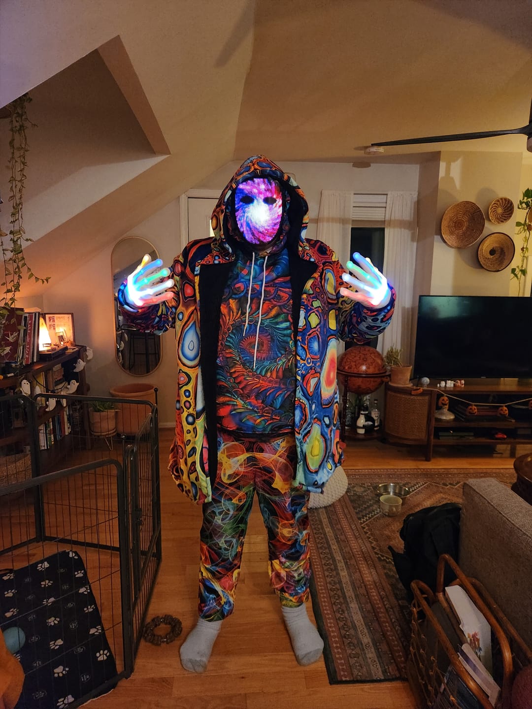 Customer photo review of "Psycho Leopard" HOODED CLOAK