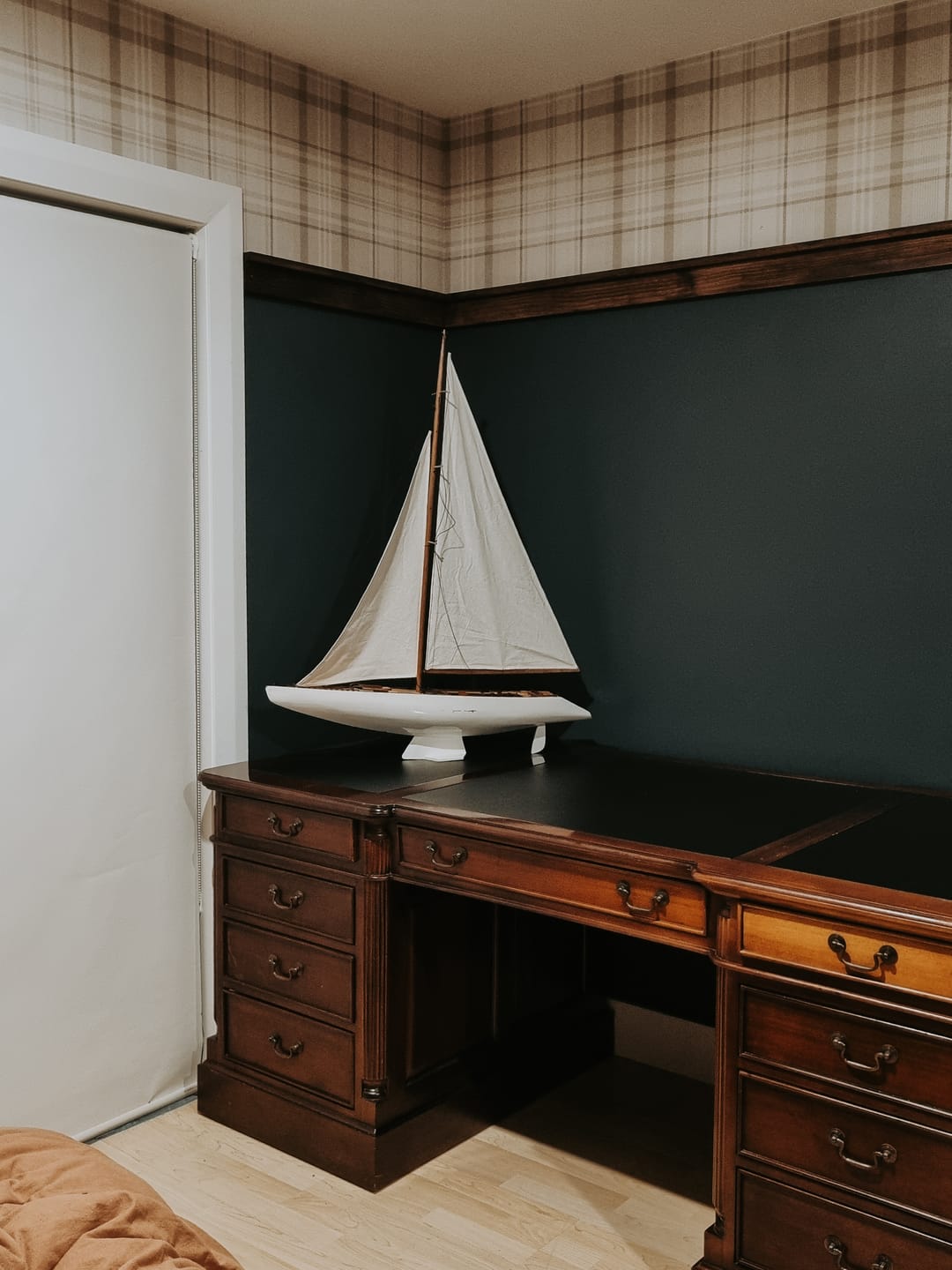Customer photo review of Kirkham Check - Plaid Wallpaper - Neutral