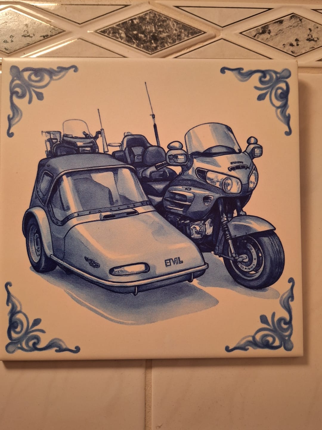 Customer photo review of Delfts Blauw tegeltje bedrukken met eigen motor