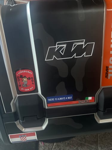 Customer photo review of 500 sticker 5x5 cm - OFFERTA