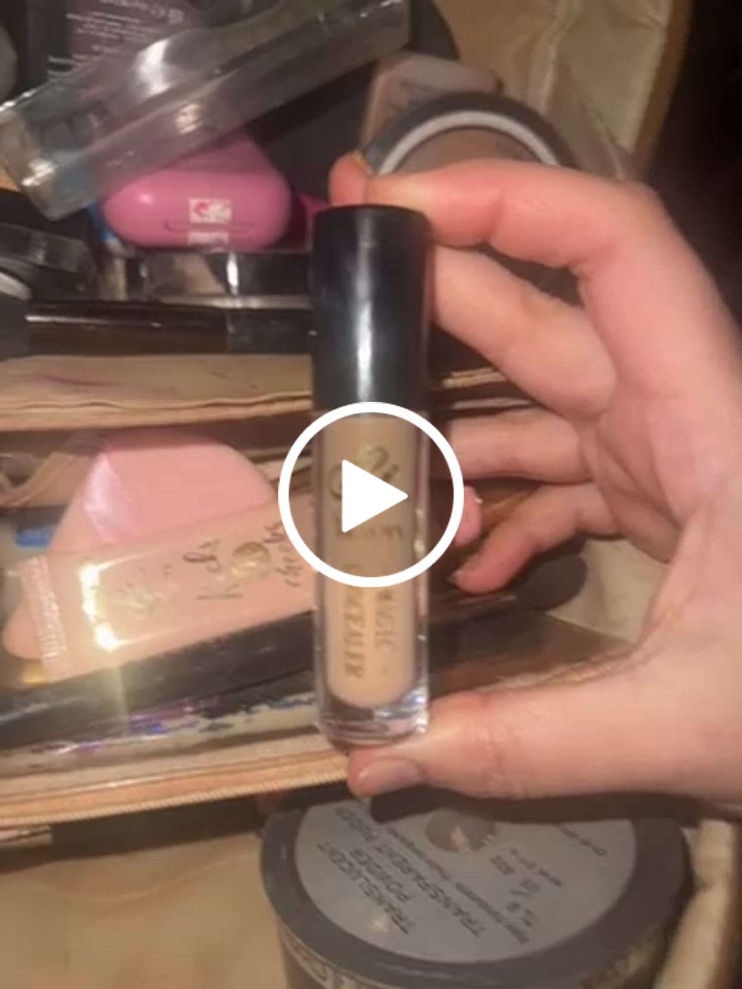 Customer video review of 5ml CONCEALER-PORCELAIN #1