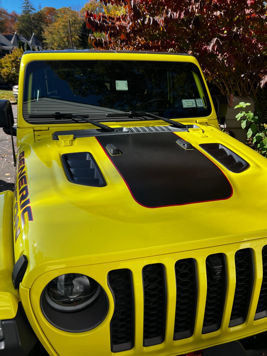Customer photo review of Hood Graphic for RUBICON | Black Topo - fits Wrangler JL & Gladiator JT