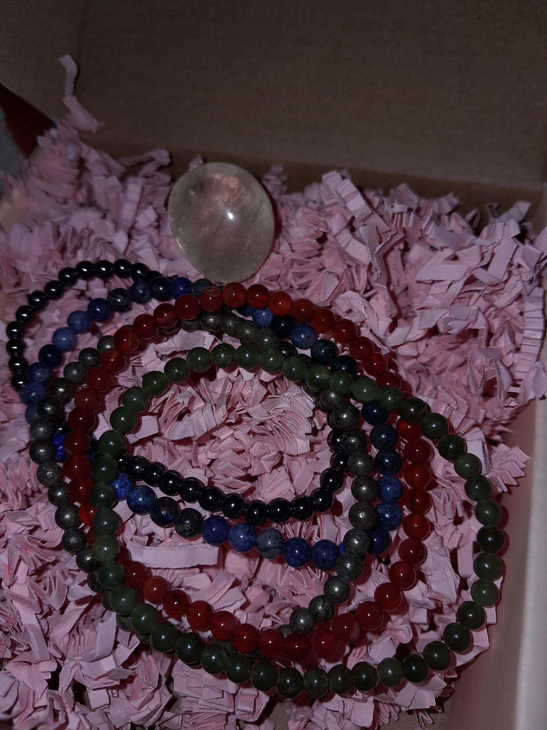 Customer photo review of Pulsera Hematite | 4mm | Fuerza de voluntad