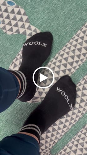 Customer video review of Womens Varsity Mini Crew Socks - Black Volt