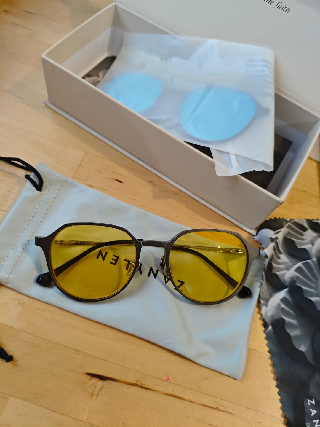 Customer photo review of Calvin | Oval Titanium Magnetic Clip-on Eyeglasses Sunglasses | ZanyLen