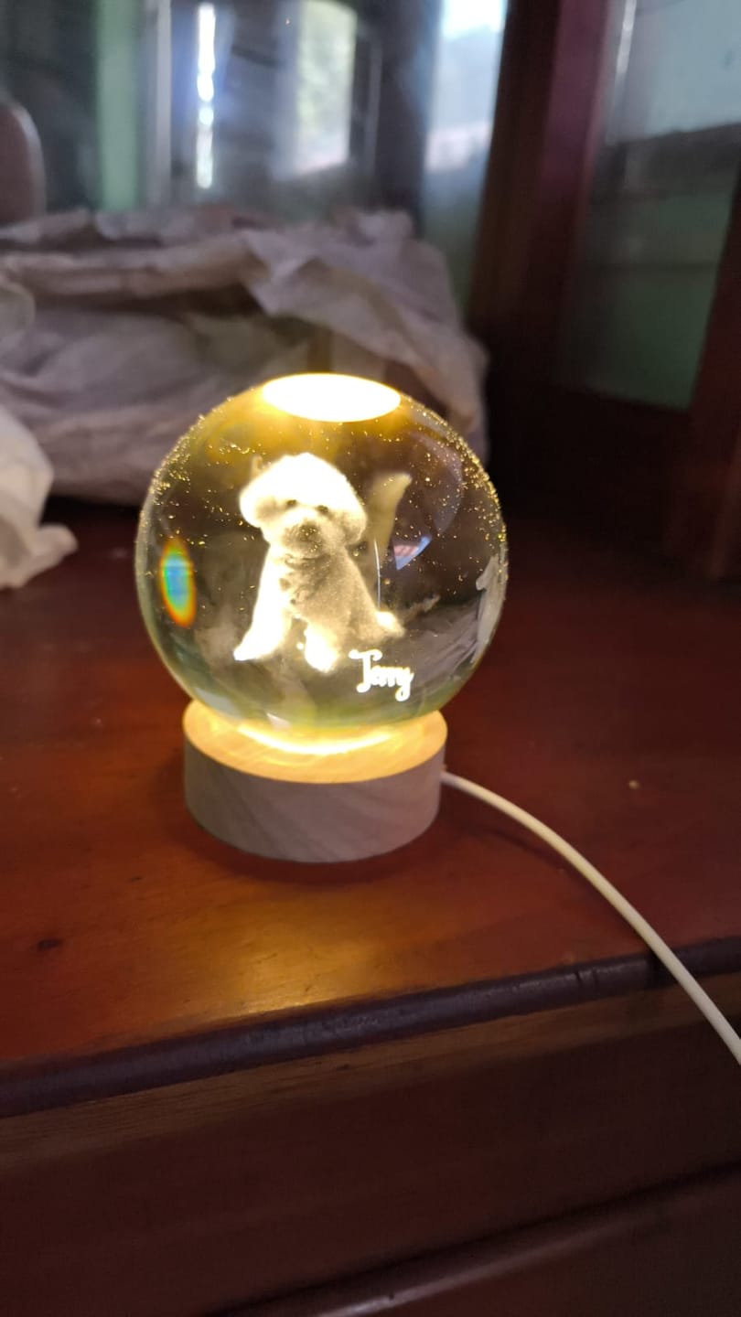 Customer photo review of Esfera de Cristal