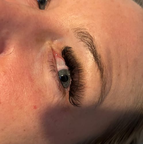 Customer photo review of 8D 0.07 Russian Volume (16 Lines) LONG STEM