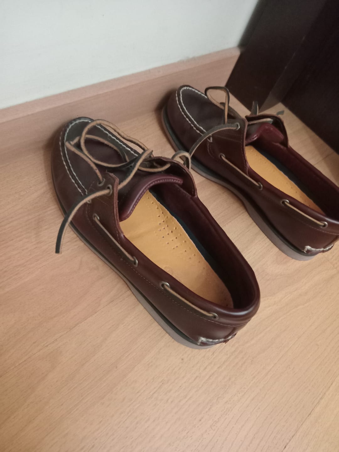 Customer photo review of Zapatos Mocasines Timberland Classic Two Eye Nauticos Marrón