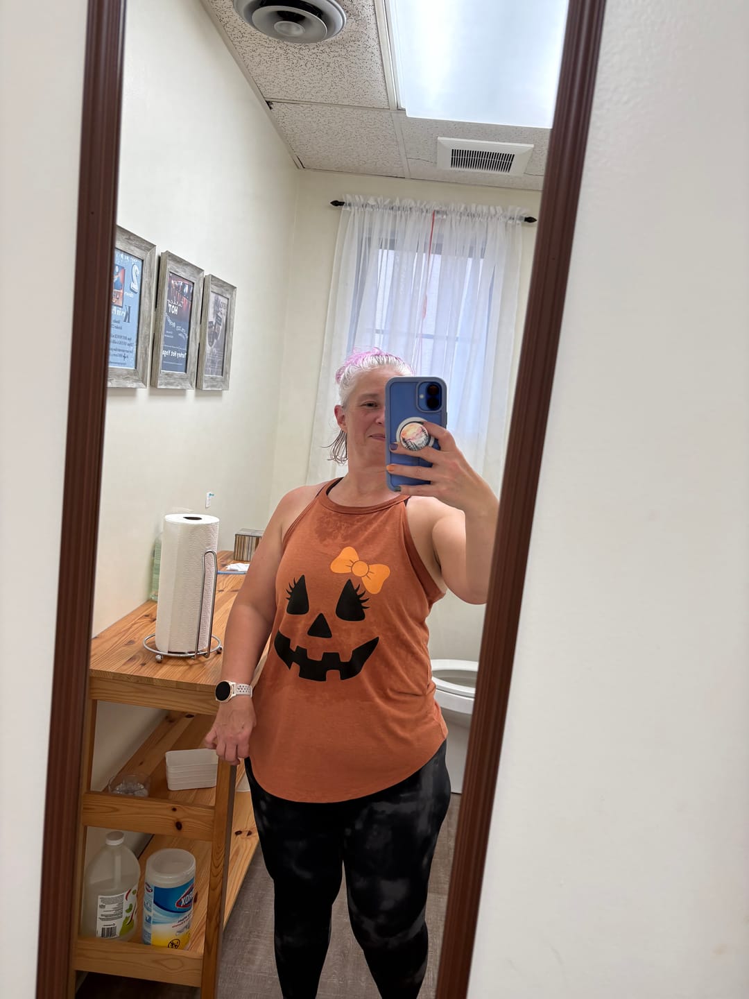 Customer photo review of Jackolantern Fitted Rocker Tank