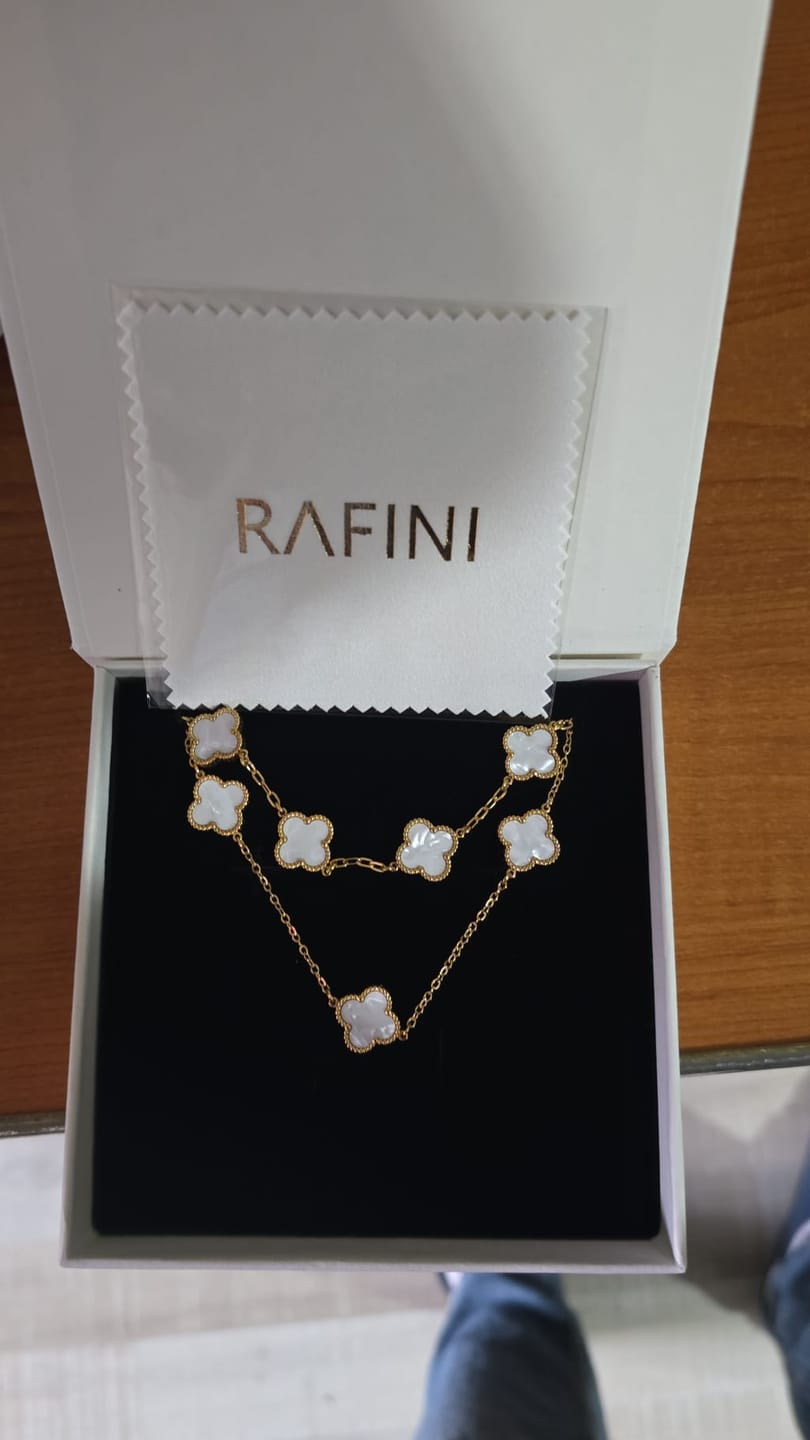 Customer photo review of Set Bratara + Colier Auriu Flower