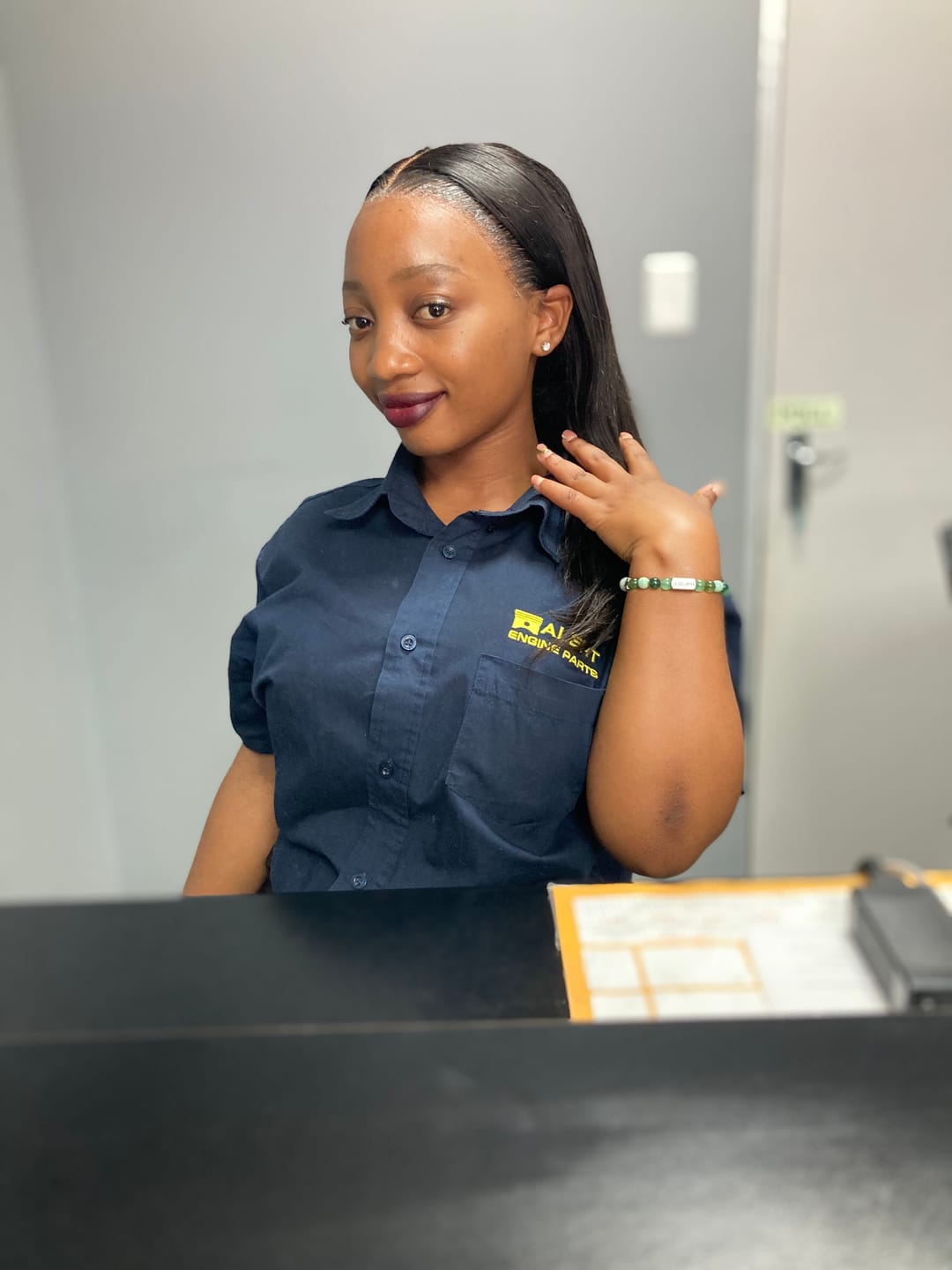 Customer photo review of Double Drawn Lace Frontal Straight Wigs