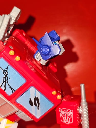 Customer photo review of New Bee Factory NB-01 NB01 The Killing Arm in Energy Universe for SS86 OP Optimus Prime Upgrade Kit