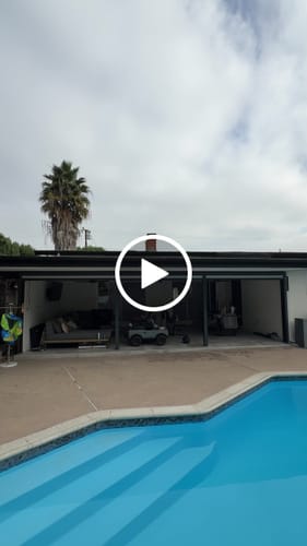 Customer video review of SmartWings Motorized Zipper Track Windproof Outdoor Shades