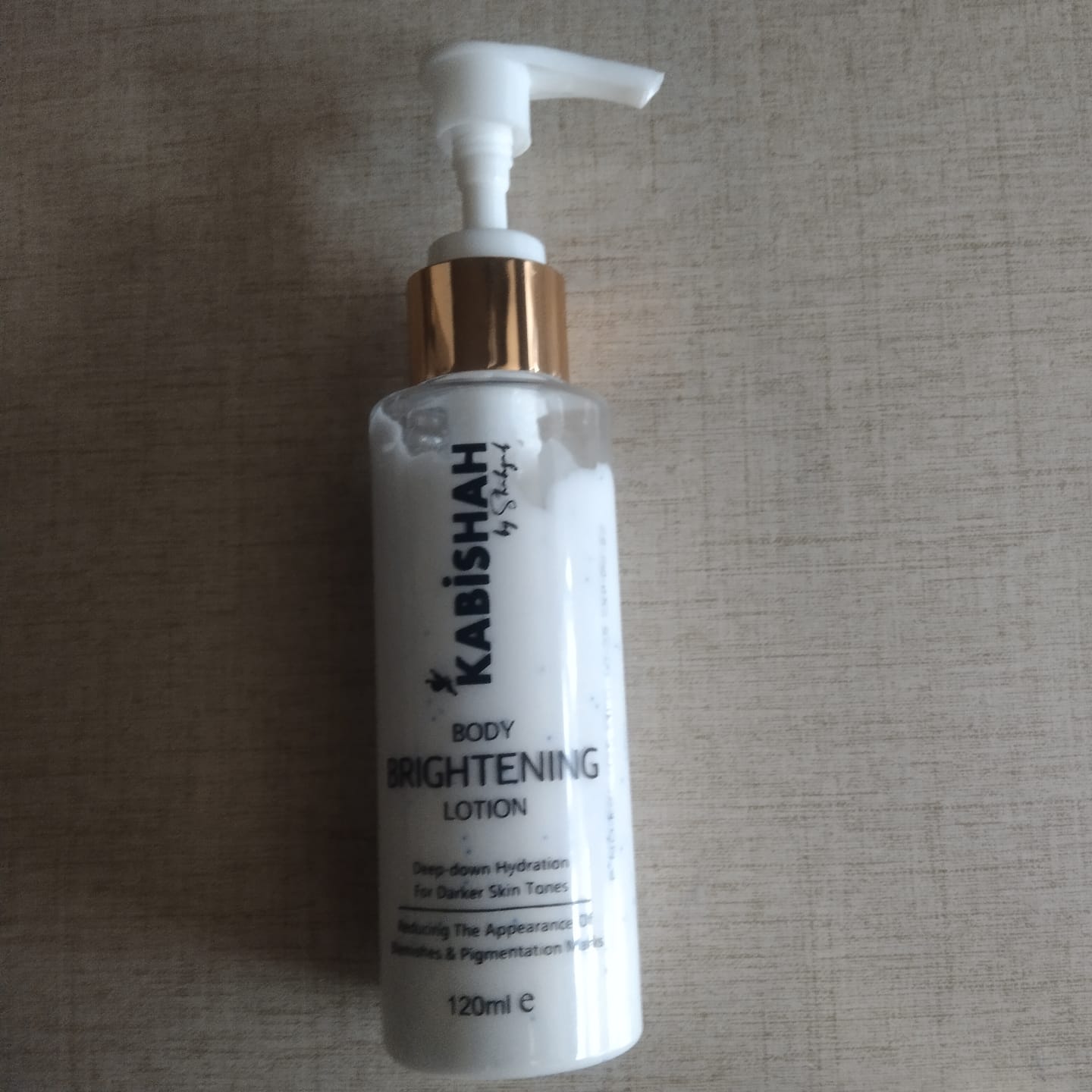 Customer photo review of DazzleSkin Body Hydrating Lotion
