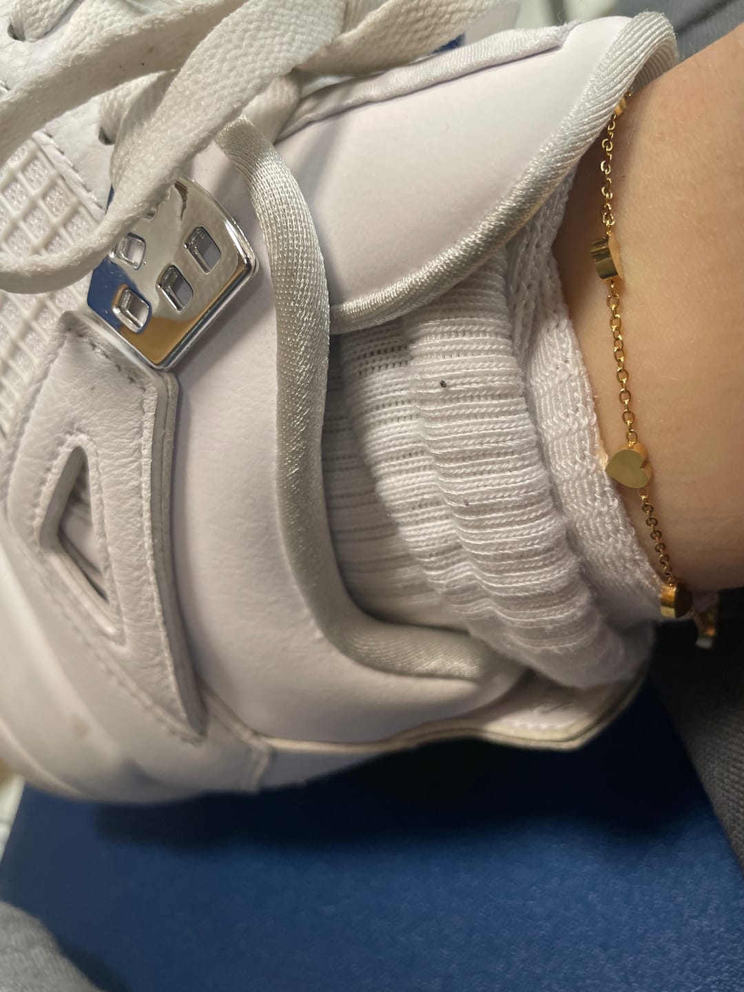 Customer photo review of Hearts Anklet