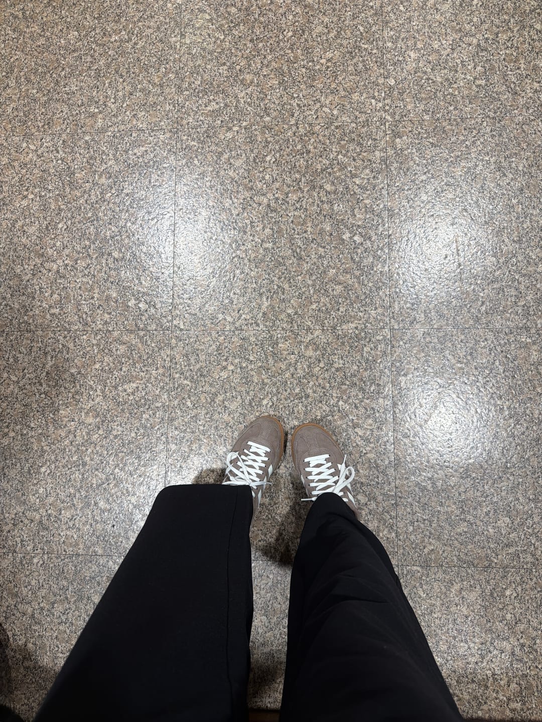 Customer photo review of adidas Handball Spezial Earth Strata Gum Women's
