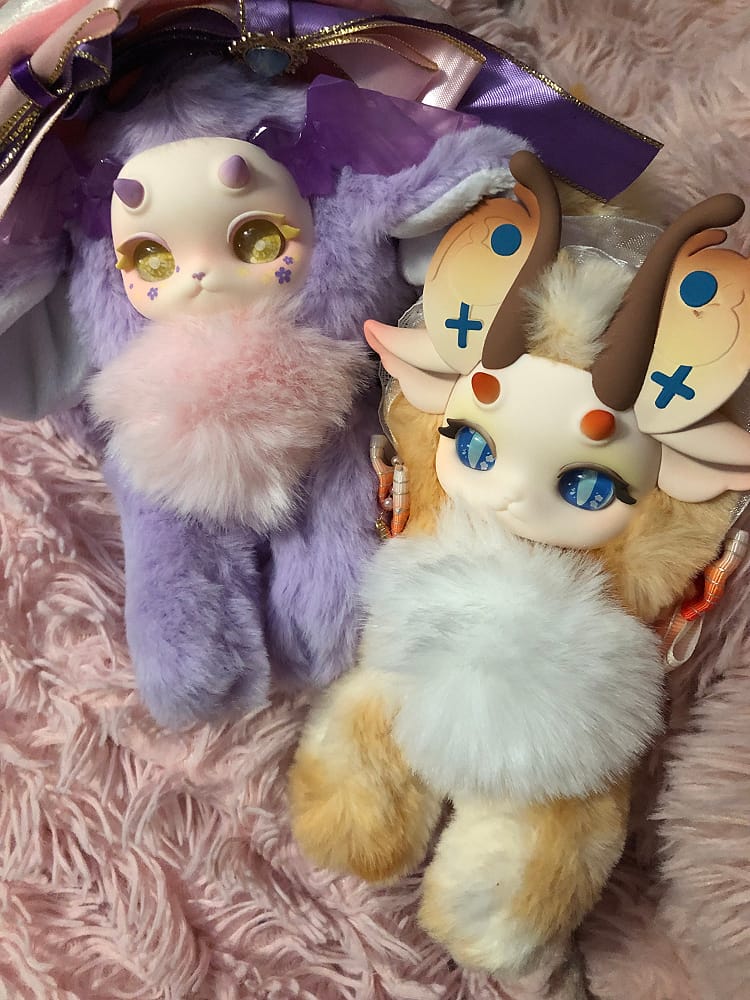 Customer photo review of Tutulong Third Generation Fantasy Biology Colorful Crystal Series Plush Blind Box