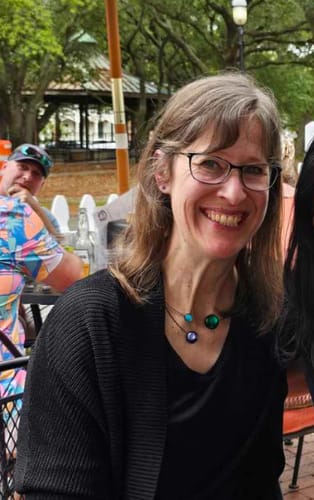 Customer photo review of Instant Dye Shampoo