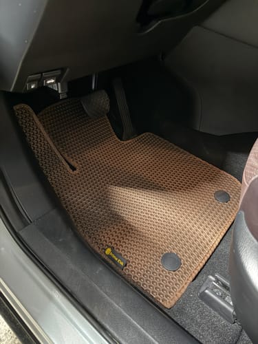 Customer photo review of Auto Fußmatten nach Maß - Komplettset