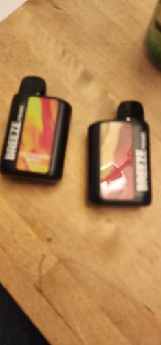 Customer photo review of Breeze Prime Edition Disposable Vape