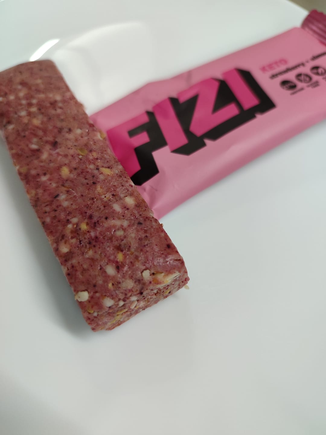 Customer photo review of Strawberry + Almond x10 шт.