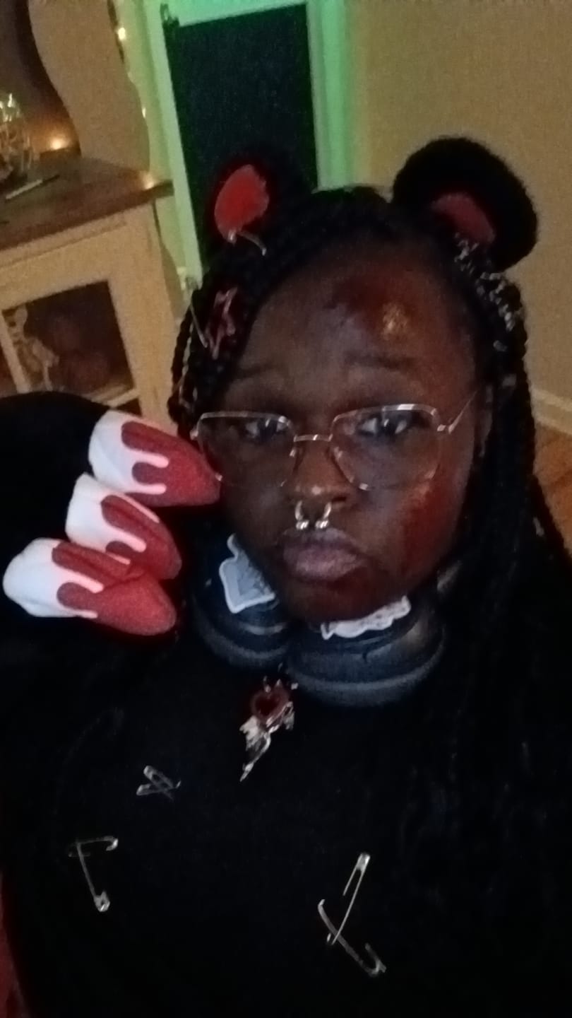 Customer photo review of Gloomy Bear Jumbo Arm Plush [BLACK]