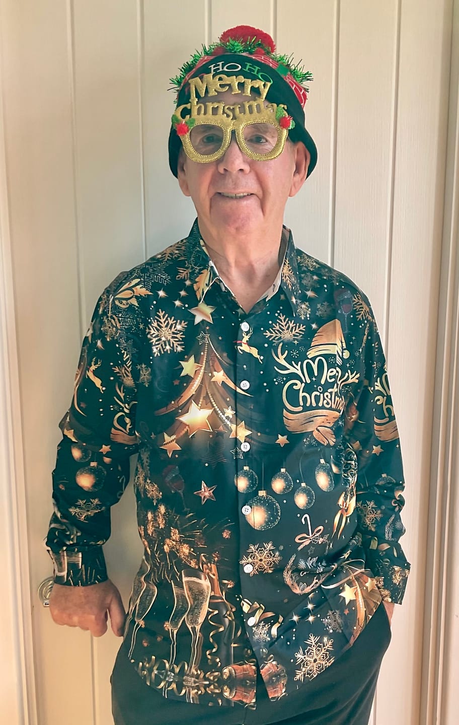 Customer photo review of Men's Golden Merry Christmas Champagne Print Long Sleeve Shirt