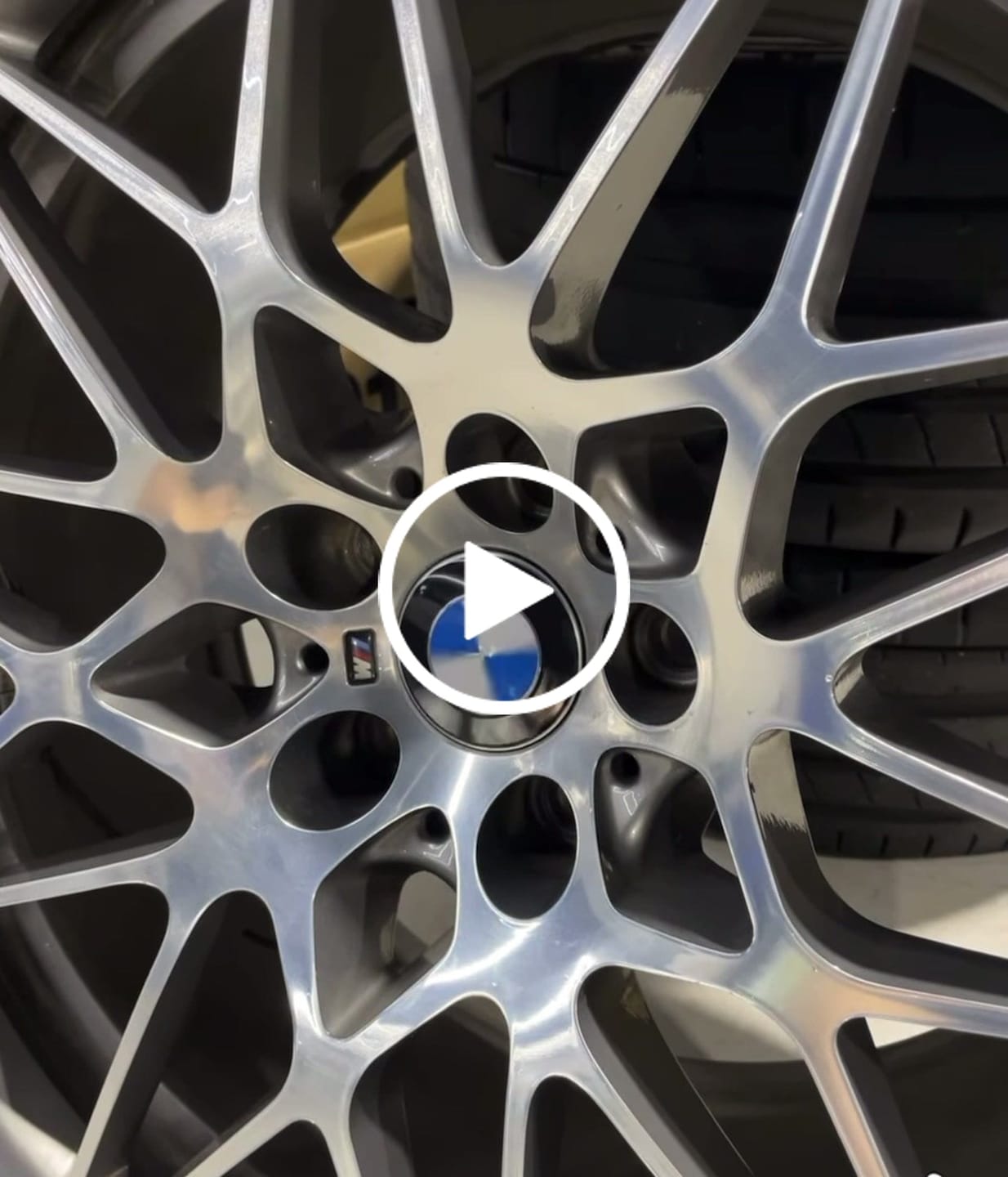 Customer video review of BMW FLOATING WHEEL CENTRE CAP SET