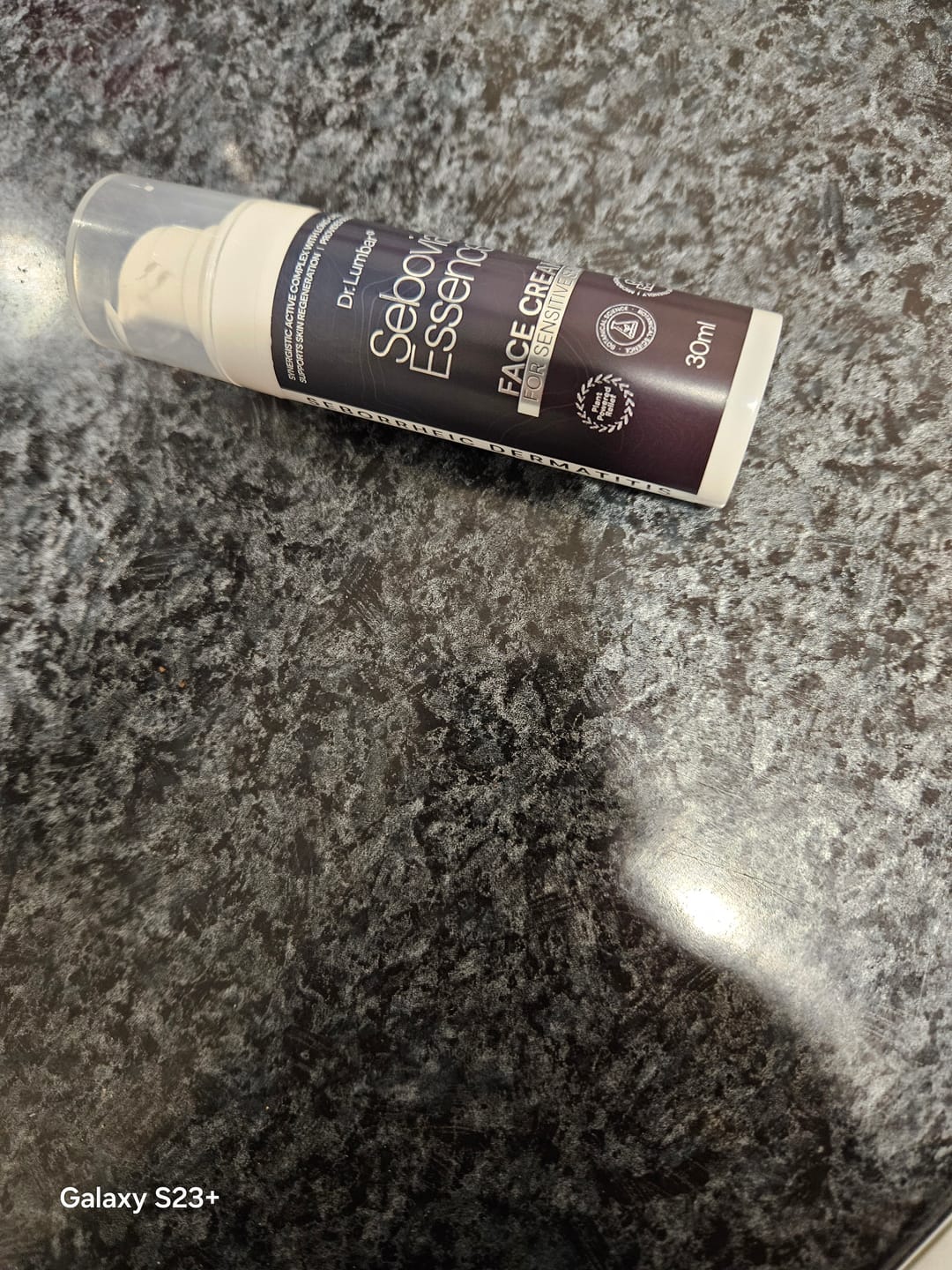 Customer photo review of Sebovia Essence Seborrhea Dermatitis Arckrém érzékeny bőrre