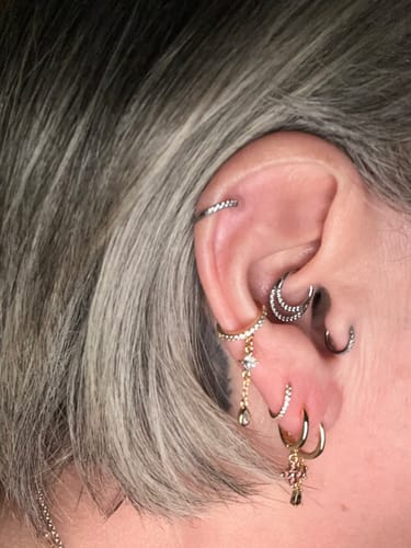 Customer photo review of Bella Rope Everluxe Hoops Gold