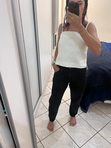 Patricia P. review of Calça Jeans Slouchy Cacau Preta image 1 out of 1