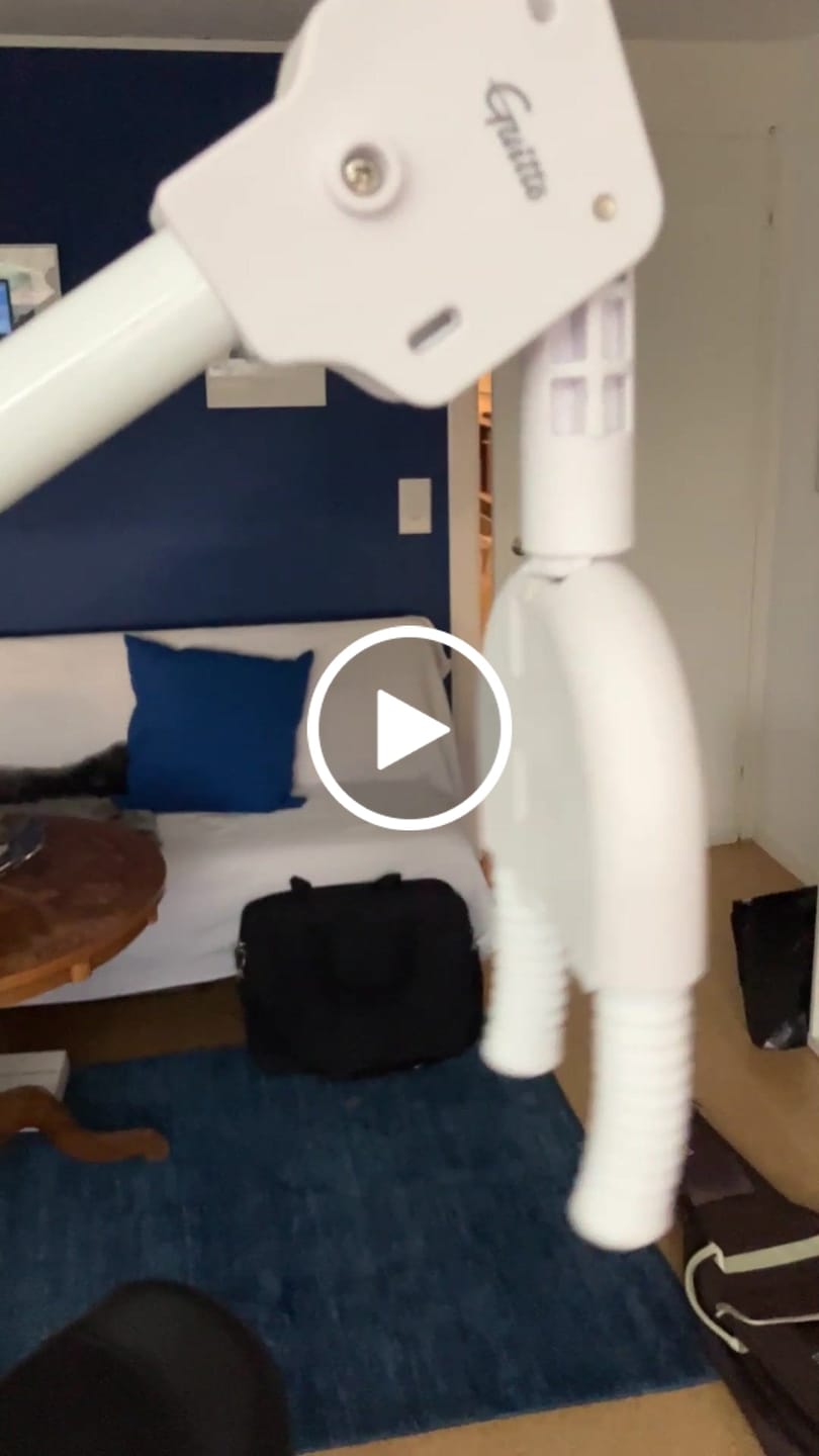 Customer video review of Tripod Adjustable Stand