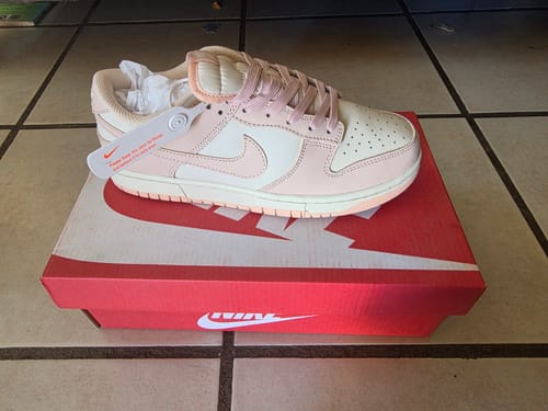 Customer photo review of Tenis Dunk Low Orange Pearl Importado