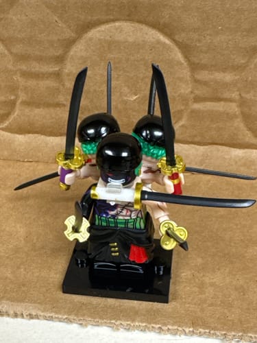 Customer photo review of ONE PIECE MINI FIGURES