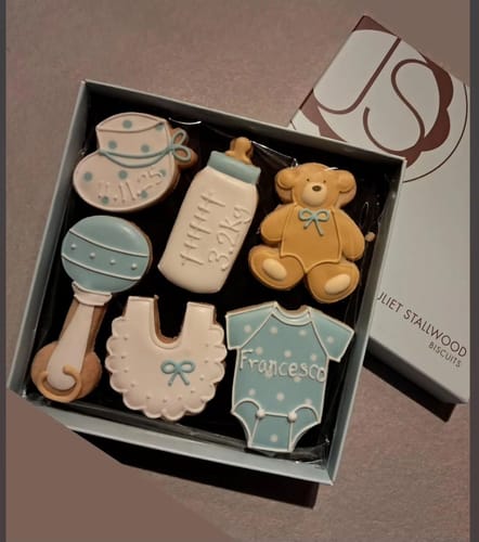 Customer photo review of New Baby Biscuit Box