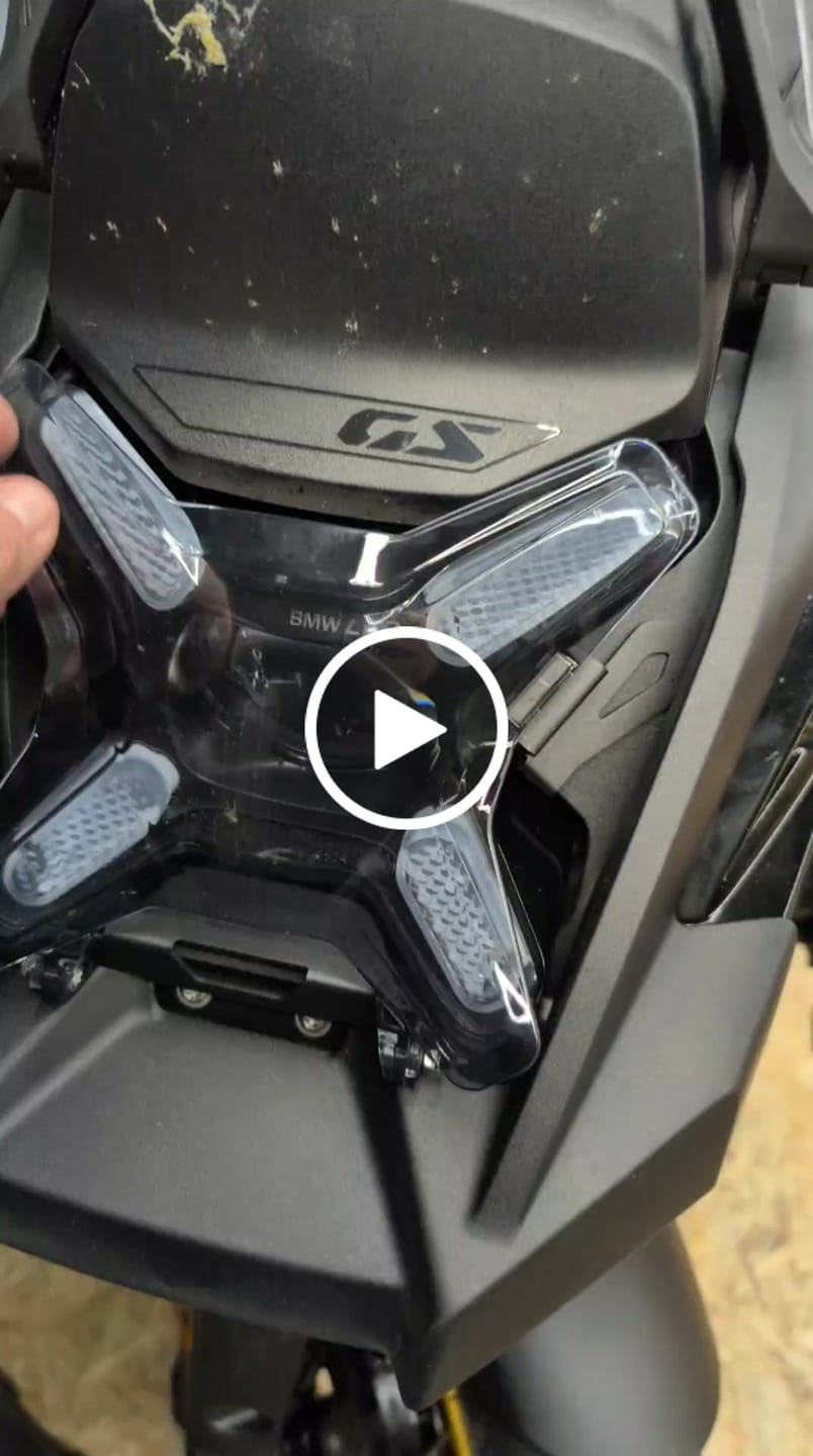 Customer video review of LOBOO Transparent Headlight Guard for BMW R1300GS Adventure (2024-)