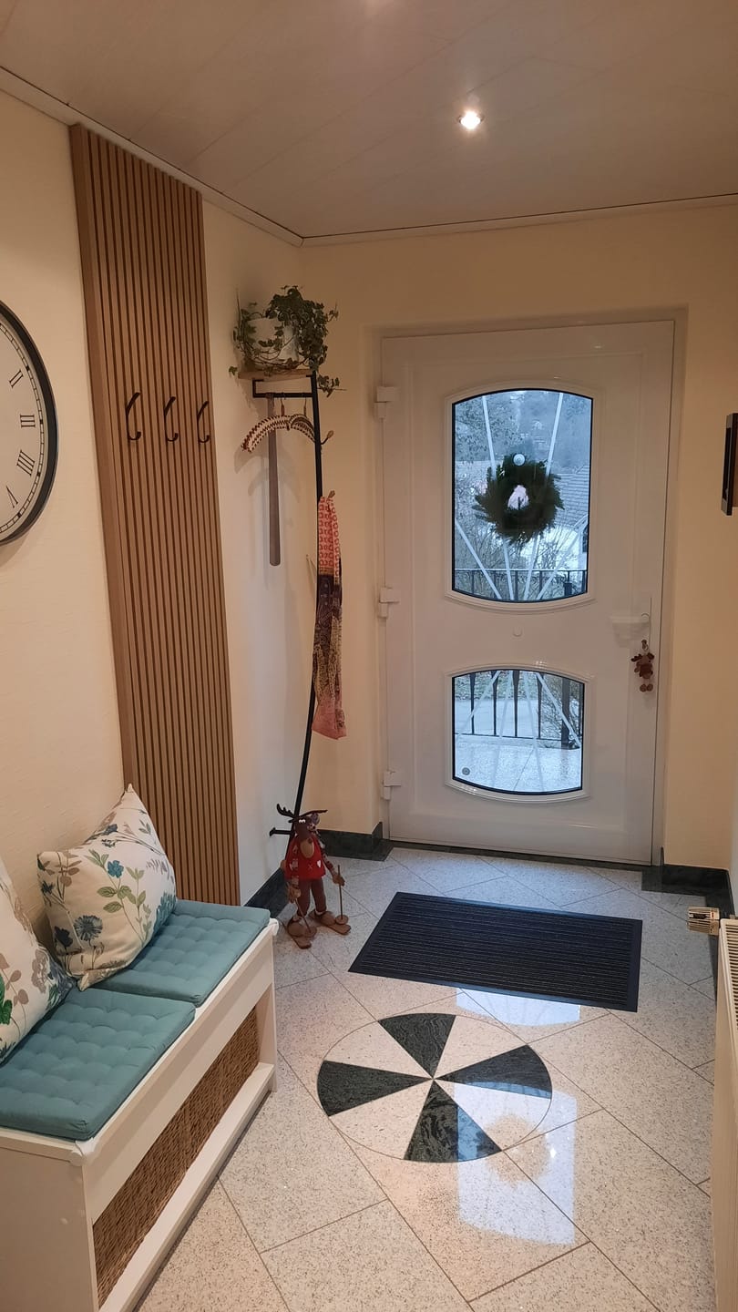 Customer photo review of Akustikpaneele Rustikale Eiche | 240 cm x 60 cm | Dreiseitig Echtholzfurnier