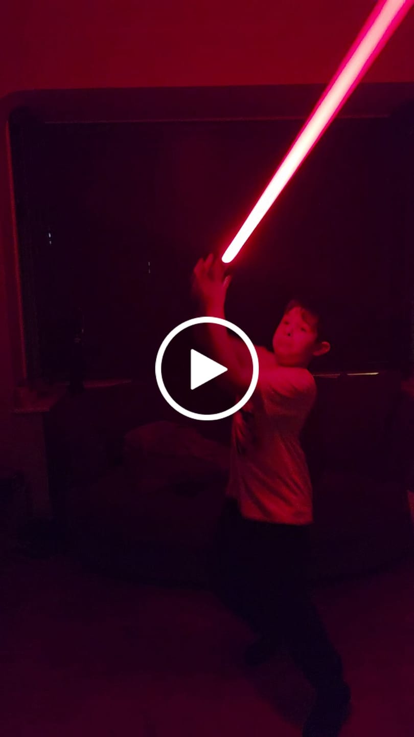Customer video review of Combat Saber - Model Sin
