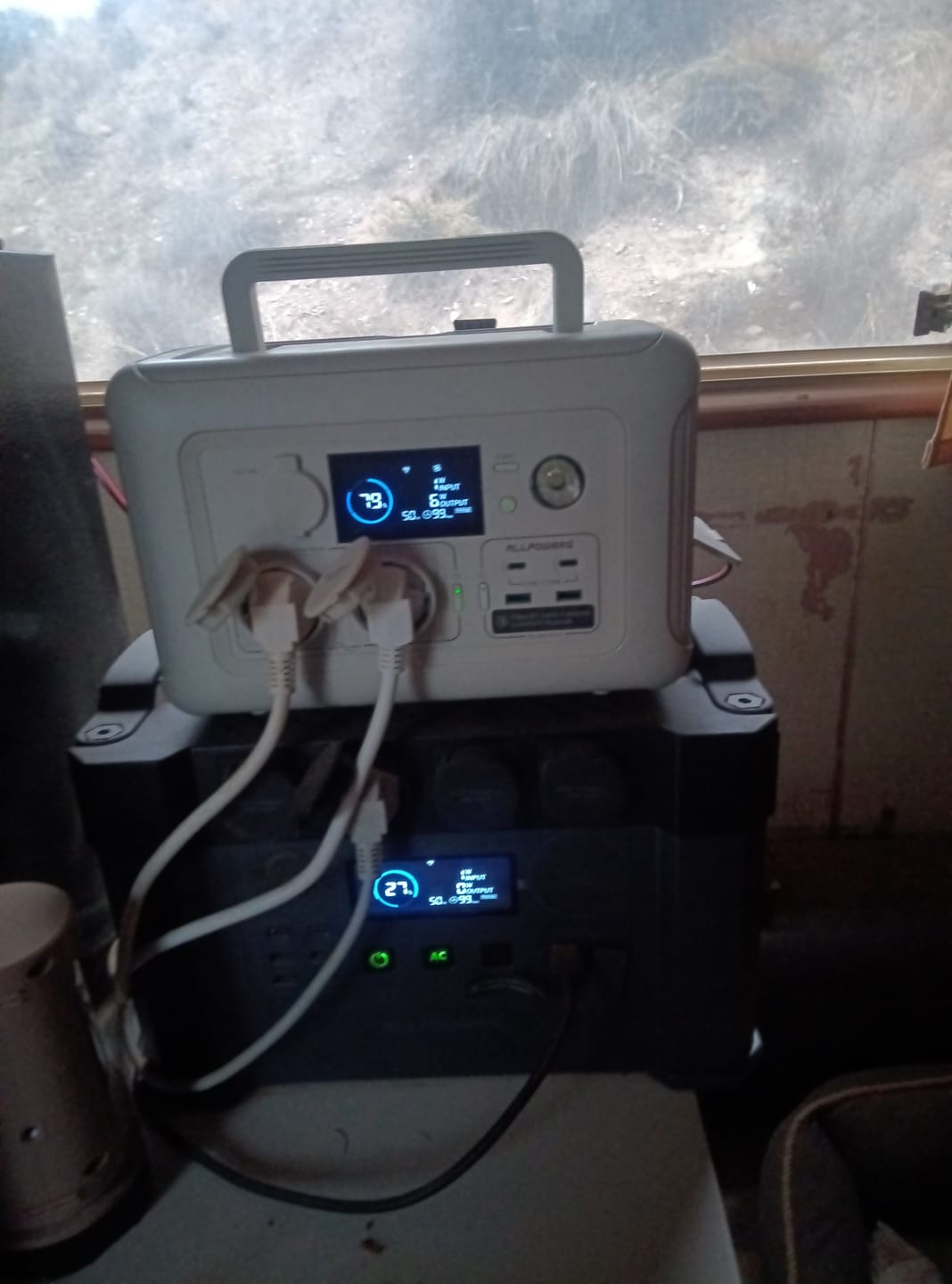 Customer photo review of ALLPOWERS R600 Estación de Energía Portátil 600W 299Wh Batería LiFeP04