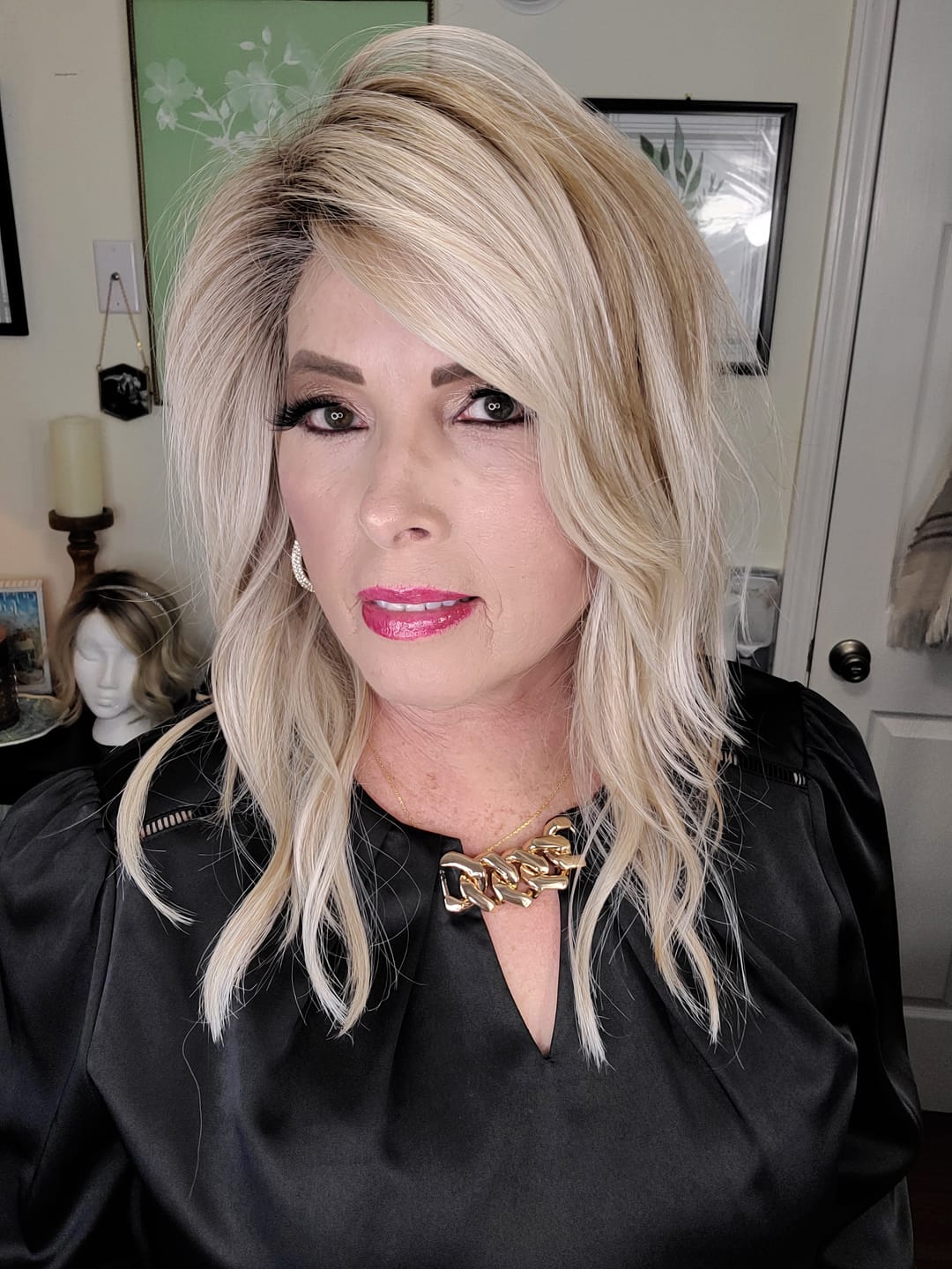 Customer photo review of SECRET LIASON - Neutral Sand Blonde*