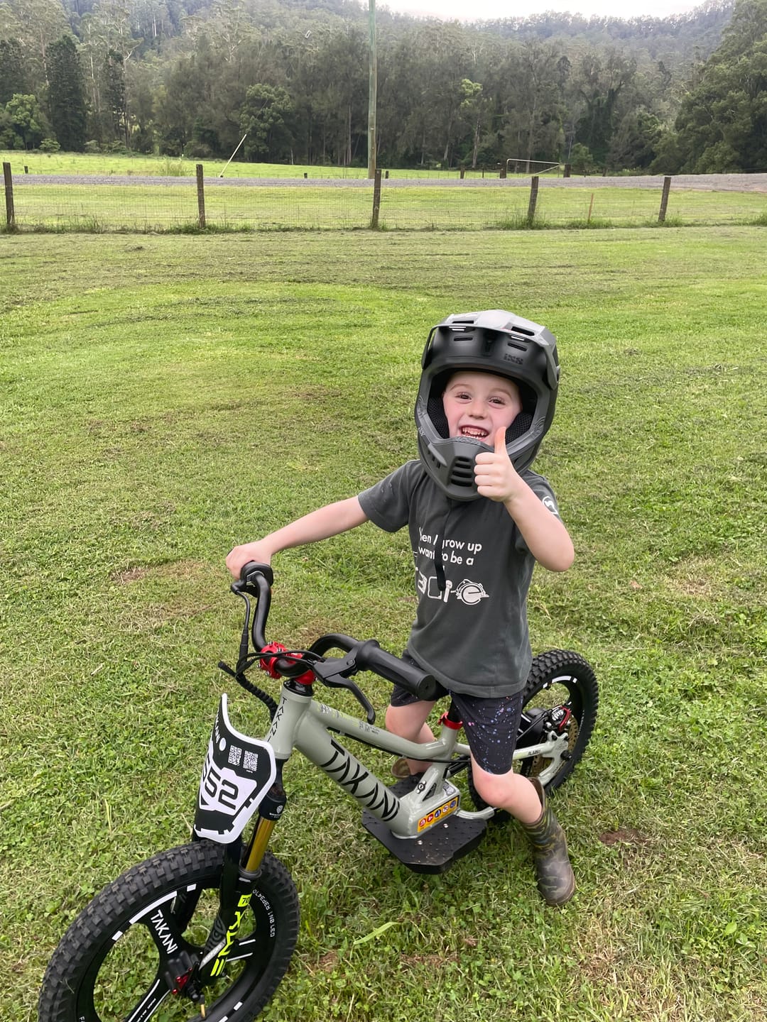Customer photo review of 350W TAKANI  Electric Balance Bike 16'' - TK1652-RS Flat Grey