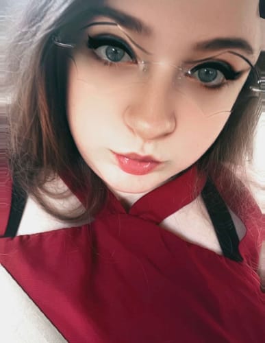 Customer photo review of Batty Eyeglasses