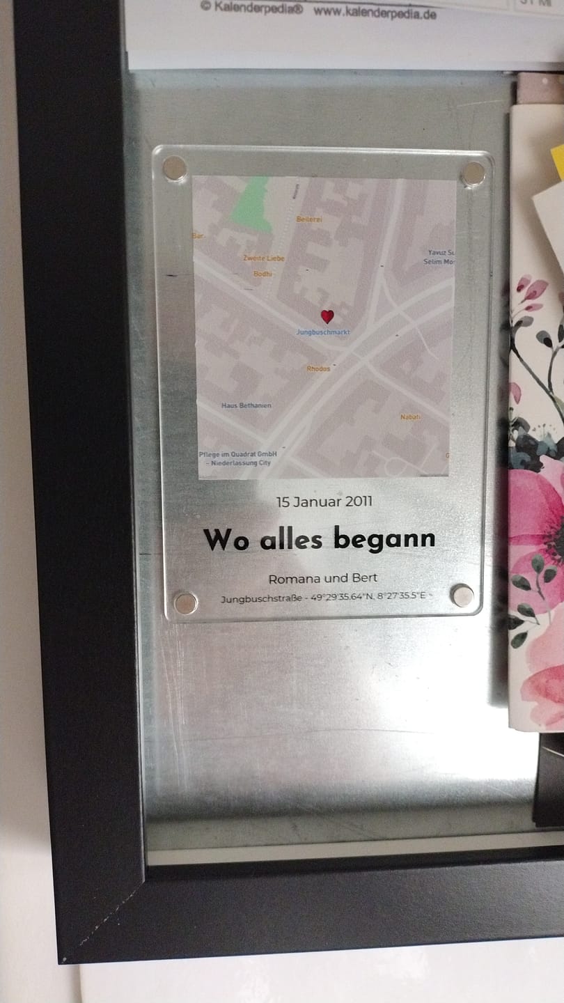 Customer photo review of "Unser Ereignis" - Acryl Magnet