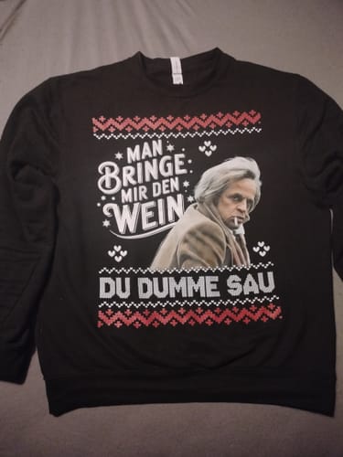 Customer photo review of DU DUMME SAU - Premium Sweater