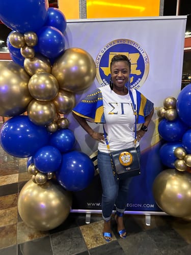 Vouionette H. review of Ankara Sleeve Top- size UP recommended image 1 out of 1