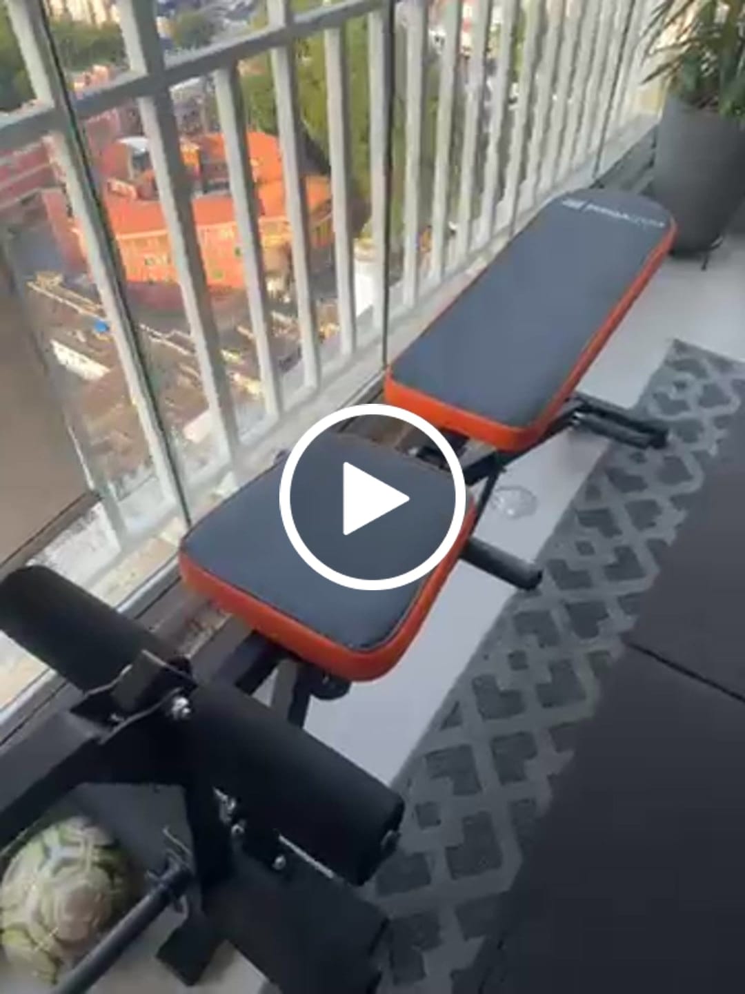 Customer video review of Banco Supino Regulável Com Cadeira Extensora E Mesa Flexora Ajustáveis