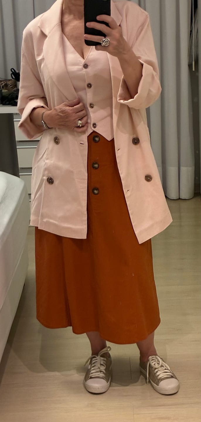 Customer photo review of Blazer Sândalo Rosa Claro