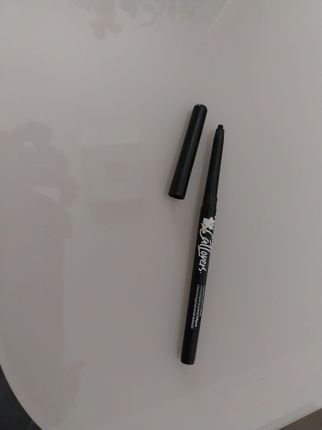 Customer photo review of Lapiseira para Olhos Preta - Cat Lovers - Vizzela