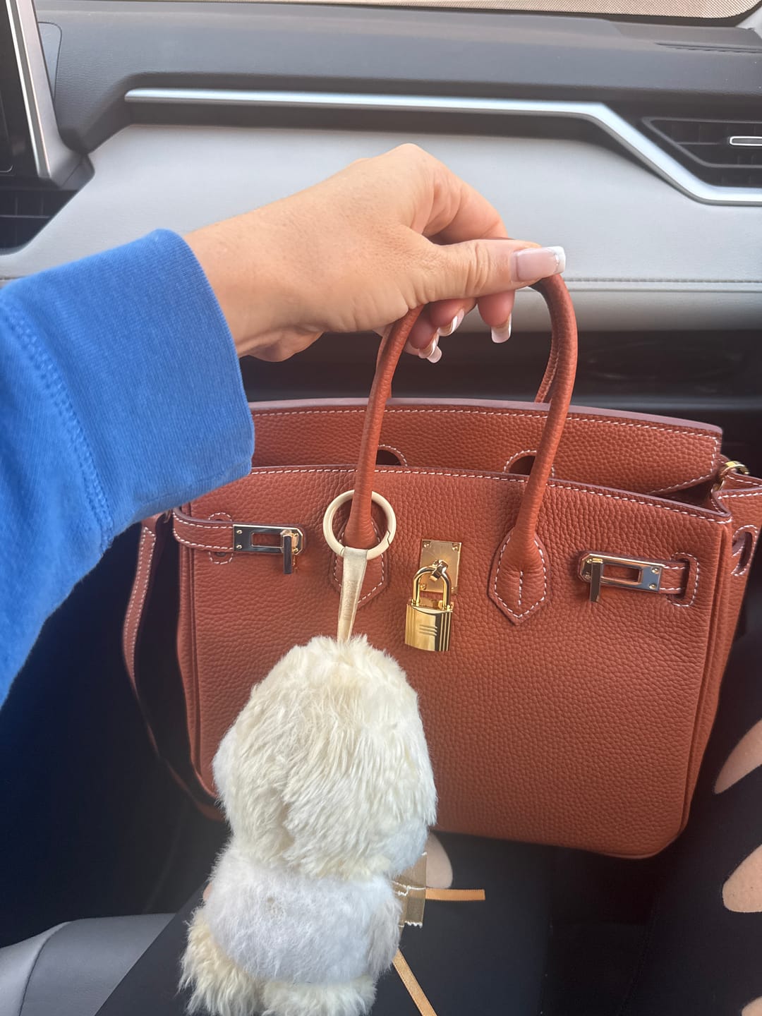 Customer photo review of Gabrielle